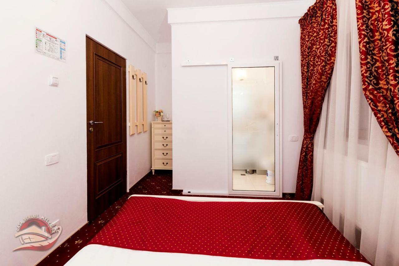 Отель Casa Dealul Melcilor Брашов Экстерьер фото