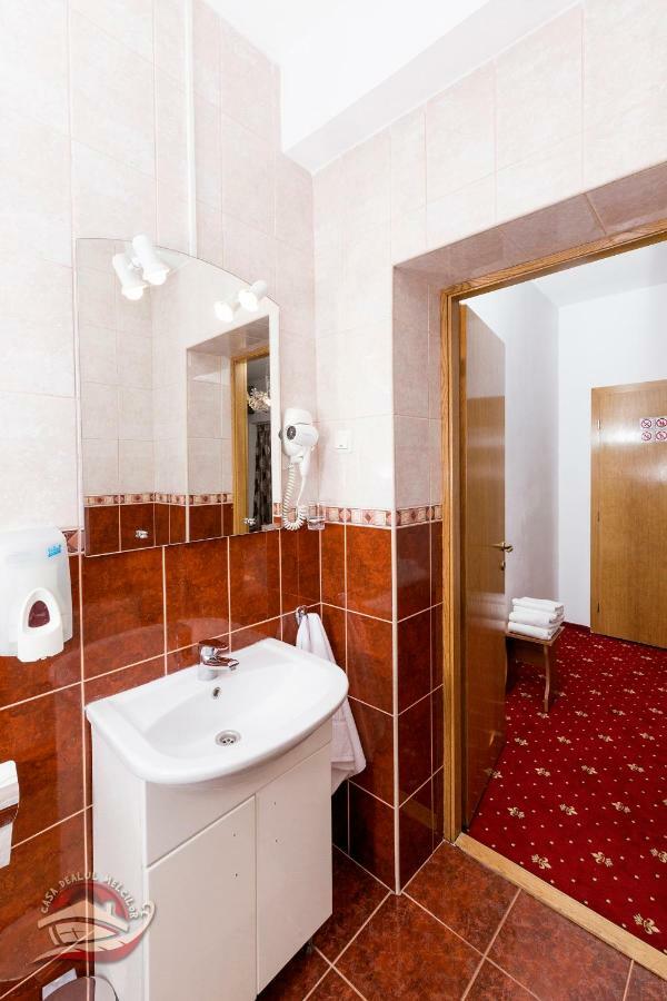 Отель Casa Dealul Melcilor Брашов Экстерьер фото